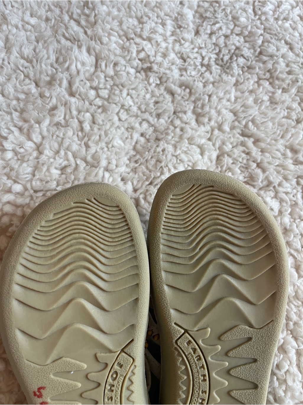 Earth Shoes Pueblo Sandals Beige Leather Sandals New With Tags Size 7 — image 4 of 5